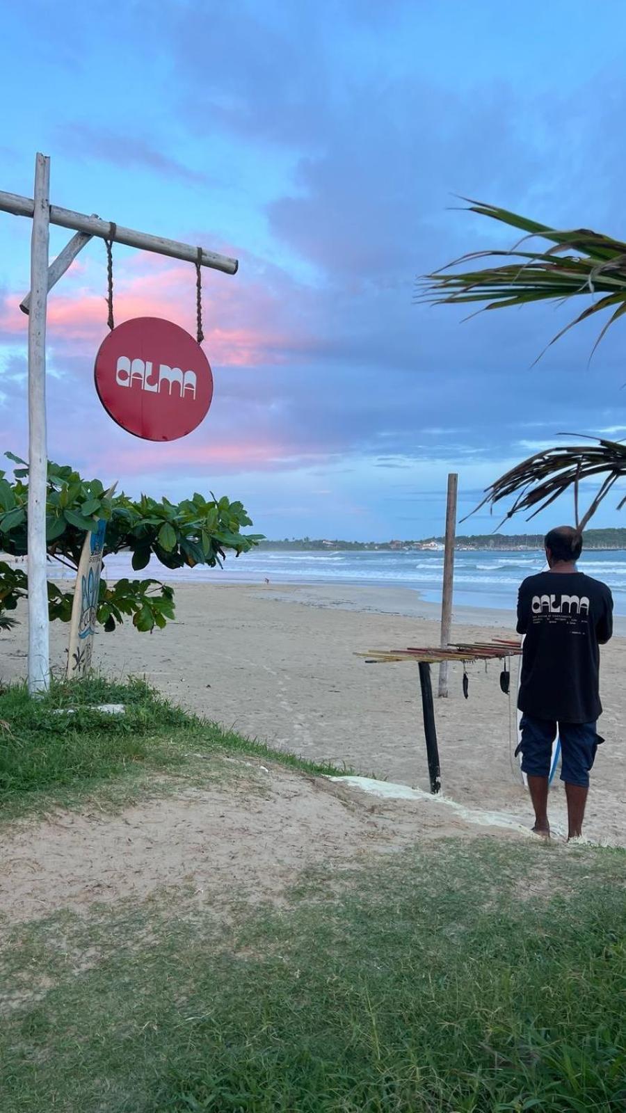 Calma - Surf, Yoga & Coffee On A Private Beach ディックウェラ エクステリア 写真